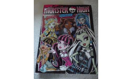 �lbum de Figurinhas Monster High 2013